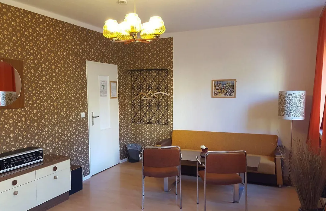 Ostel - Das Ddr Hostel-1