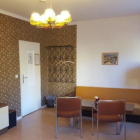 Ostel - Das Ddr Hostel-3